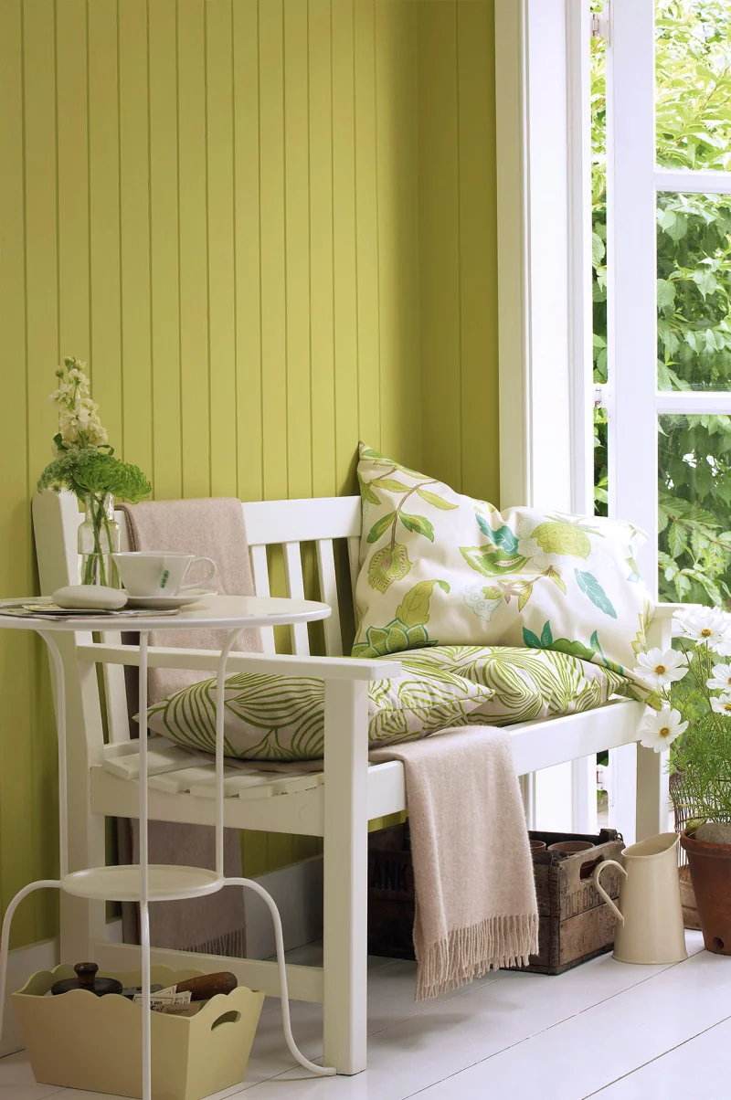 Pale Lime™ 70